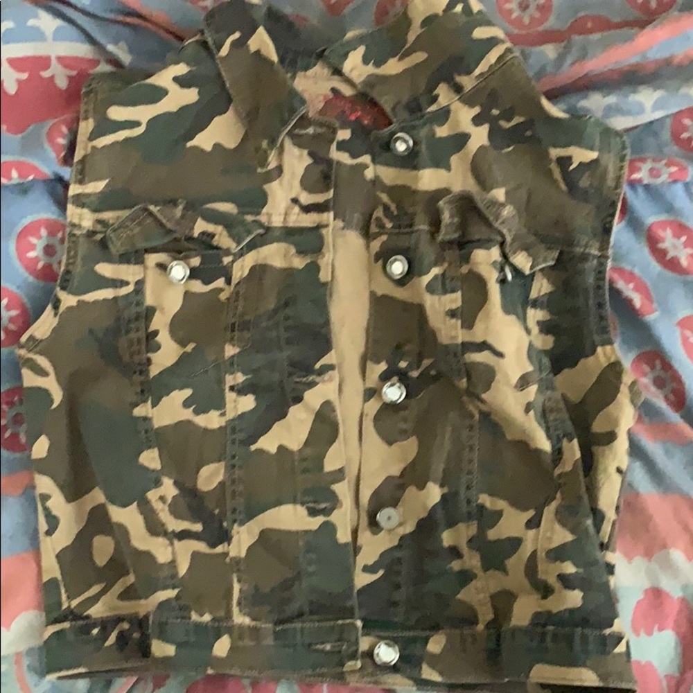 Army outfit